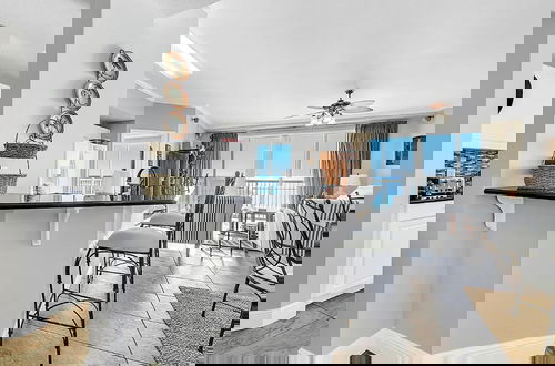 Photo 43 - Celadon 909