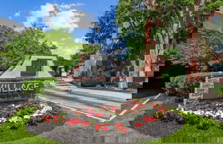 Foto 1 - Global Luxury Suites Brookline Village