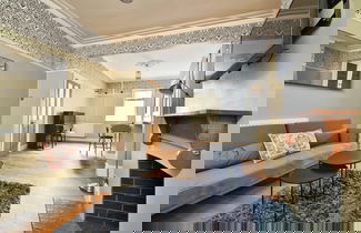 Foto 1 - Elegantly Designed House with Piano