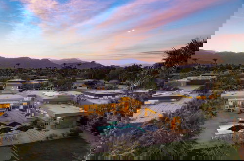 Foto 57 - Sleeps 28! 2 Luxe Villas w/ Pool & Putting Green Polo Villas Nova by Avantstay