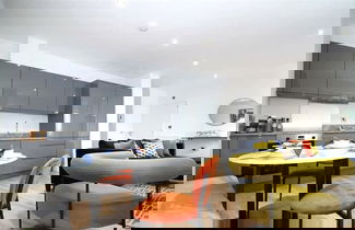 Foto 1 - Sophisticated Modern 2 Bedroom Apartment in Solihull