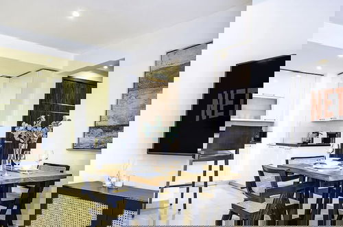 Photo 9 - LUX The Bonnington JLT Suite 2