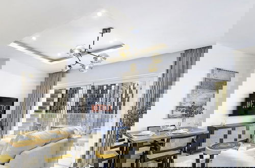 Photo 10 - LUX The Bonnington JLT Suite 2