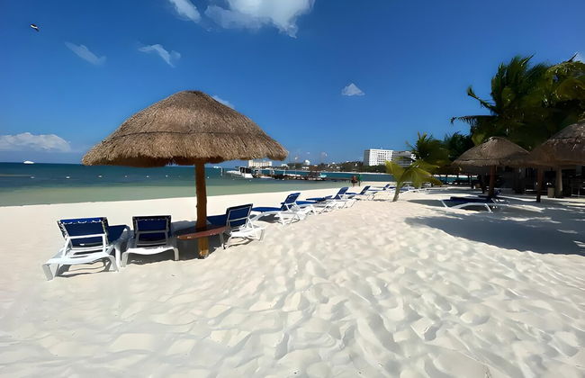 Beachfront and Ocean View Apartment - Foto 28