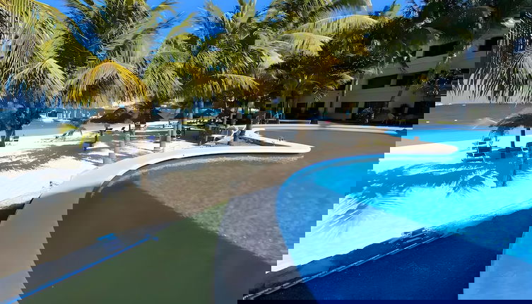 Foto 1 - Beachfront and Ocean View Apartment
