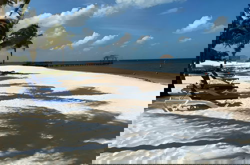 Photo 29 - Beachfront and Ocean View Apartment
