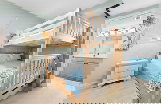 Foto 3 - Romar Place 806
