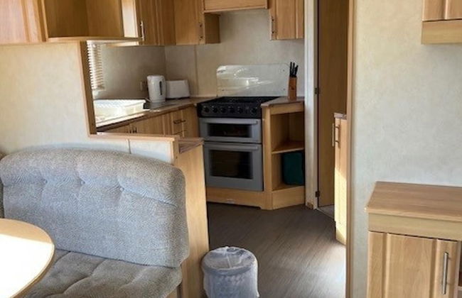 3-bed Seaside Holiday Home -pet Friendly & Parking - Photo 13