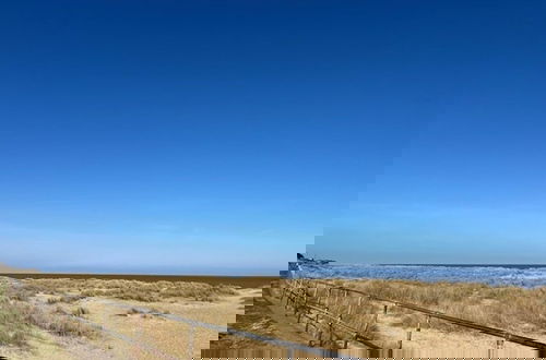 Foto 11 - 3-bed Seaside Holiday Home -pet Friendly & Parking