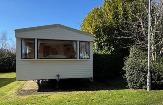 3-bed Seaside Holiday Home -pet Friendly & Parking - Photo 1