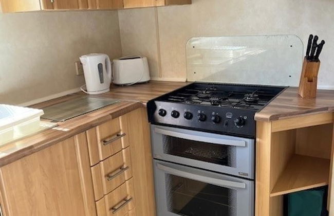 3-bed Seaside Holiday Home -pet Friendly & Parking - Photo 4
