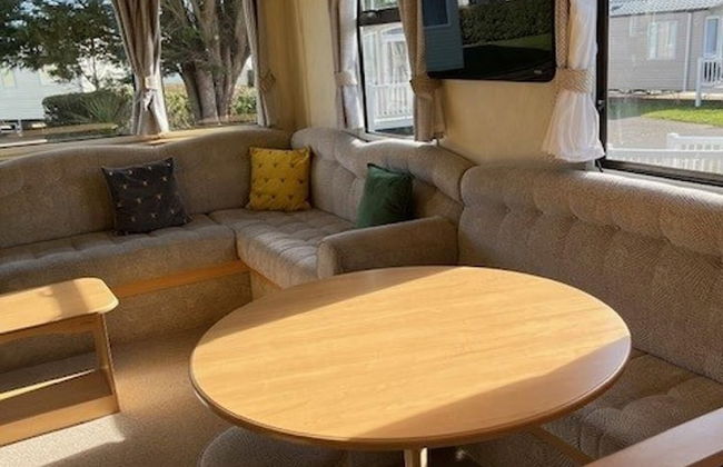 3-bed Seaside Holiday Home -pet Friendly & Parking - Photo 9