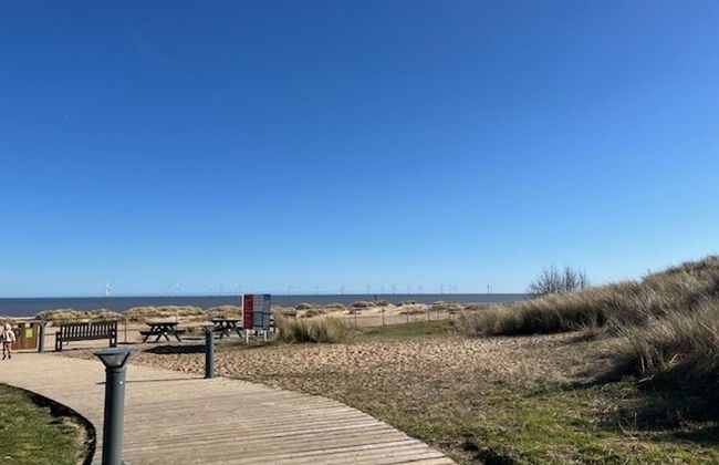 3-bed Seaside Holiday Home -pet Friendly & Parking - Photo 10