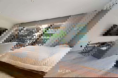 Foto 4 - 2 BR Apartment With Spacious Loft Close From Beach Zone