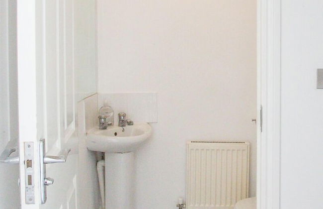 5 Bed Detached House - Sleeps 14 - Photo 20