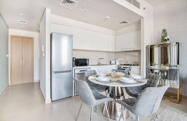 Luxury 2BR at Harbour Gate - Foto 12