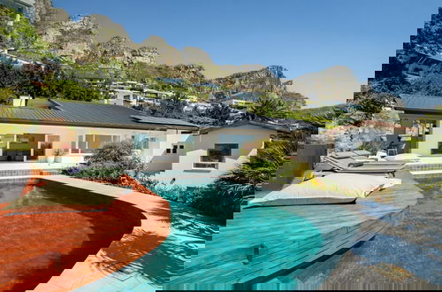 Foto 3 - Camps Bay Villa w Pool Gym Studio Aqua Terra