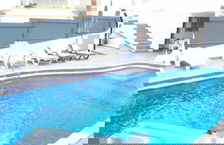 Foto 1 - Marina Vila Apartment With Pool