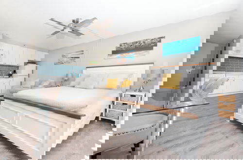 Foto 42 - Marine Surf by Tropical Escapes Realty