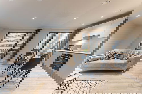 Foto 5 - Luxury 2-bedroom Apartment in St Martin s Place BMH