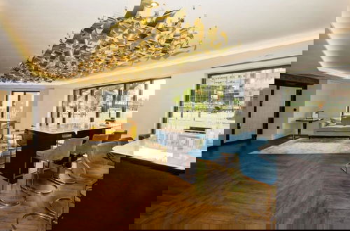Foto 25 - Luxury 2-bedroom Apartment in St Martin s Place BMH