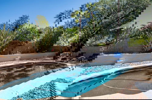 Foto 1 - North Phoenix 4 Bdrm Vacation Home W/pool & Games!