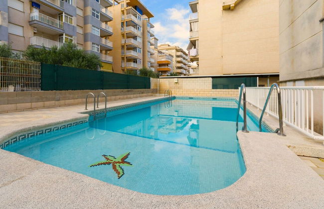 Estornell With 2 Bedrooms and 1 Bathrooms - Foto 1