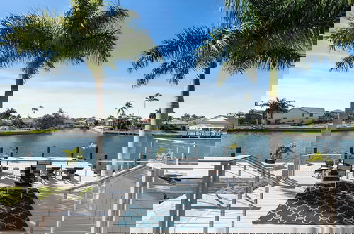 Photo 37 - Marco Polo by Avantstay Waterfront 5bdr, Pool, Spa, Fire Pit, Walk to Beach