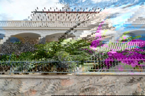 Foto 1 - Modern Villa Near the Sea