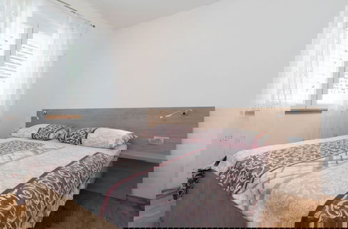 Foto 7 - Modern Villa Near the Sea
