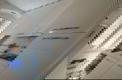 Foto 9 - Charming and Tranquil Rovinj Center Apartment