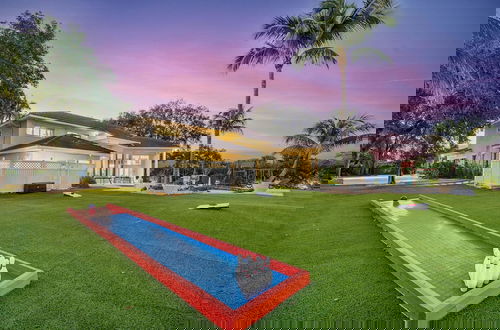 Foto 58 - Luxurious 6-Bedroom Villa with Pool & Games