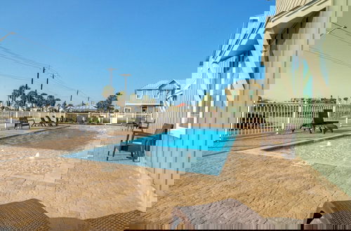 Foto 23 - Villa La Isla Family Condo With Pool Near Corpus Christi s Best Beaches Dining