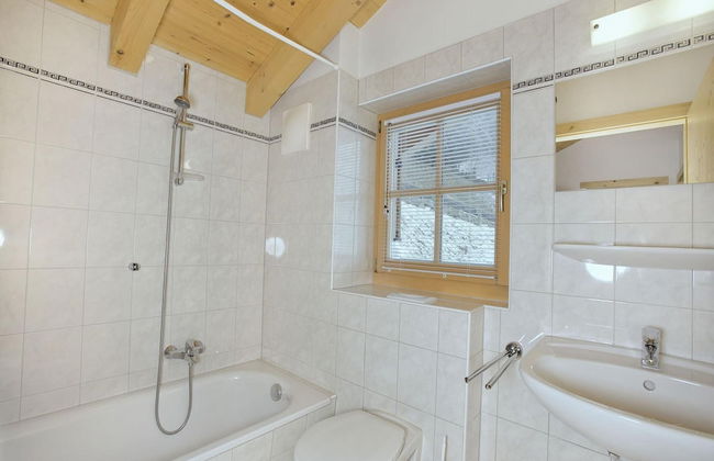 Chalet in Konigsleiten Near Ski Lift - Photo 21