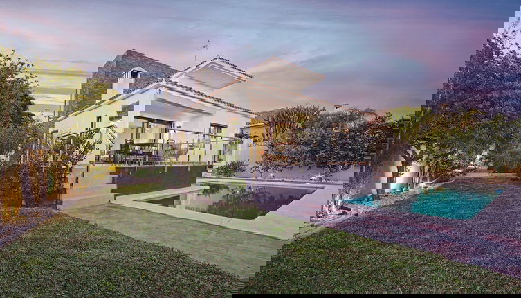 Foto 1 - Modern Villa Near Costabella Beach