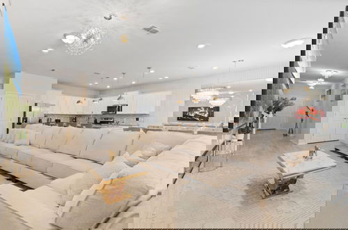 Foto 42 - Brand NEW Luxury 10bedrooms At Windsor Island