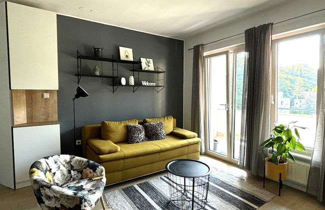 Modern & Charming - Free Private Parking - Photo 15