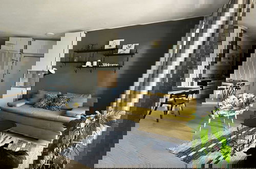 Foto 16 - Modern & Charming - Free Private Parking