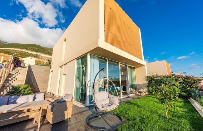 Golden Glow Villa Green Coast - Photo 4