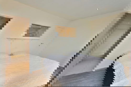 Photo 4 - Apartment With Terrace in Blankenberge