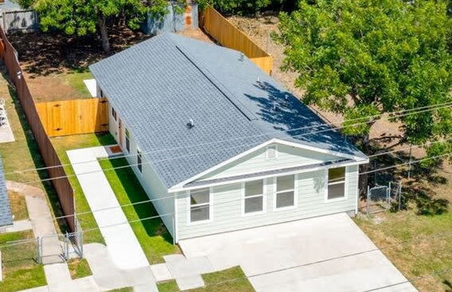 Modern 3 2 two Kings hot tub Fire pit 16min to Wine Trail Nearby Pickleball Courts Pools - Foto 26