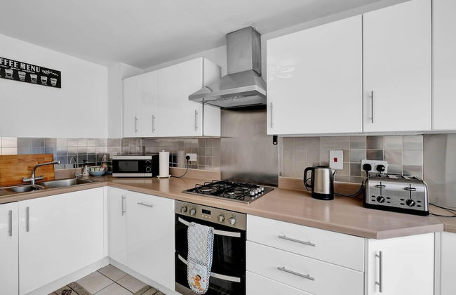 3 Bedroom and 2 Bath House with Balcony - Foto 20