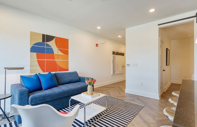 The Carter 402 by Avantstay Mins to Downtown - Photo 6
