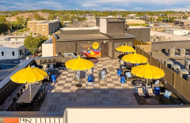 Dual Bachelor Pads w Rooftop Lounge Games Sleeps 26 5 Min to Broadway - Foto 58