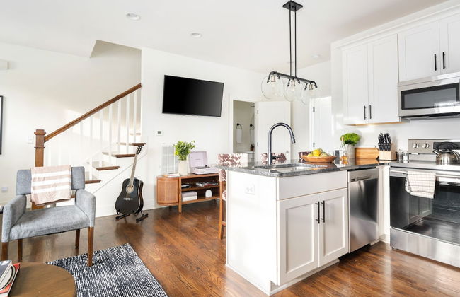 Hart Suite 3 by Avantstay Gorgeous Town House w Modern Amenities in Nashville - Foto 1