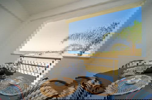 Foto 7 - Apartment With Garden or Terrace Near sea