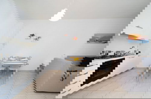 Foto 6 - Apartment With Garden or Terrace Near sea