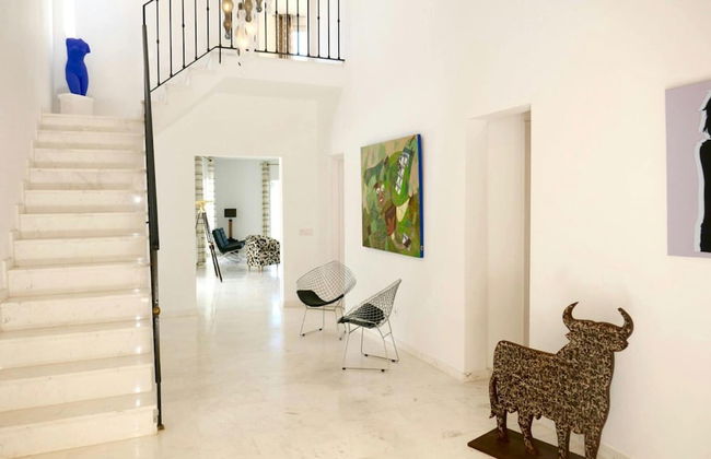 Villa With Golf-course Views - Photo 36