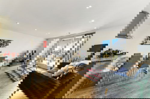 Foto 9 - Luxury 2 bed Apartment in Canary Wharf - Free Wifi