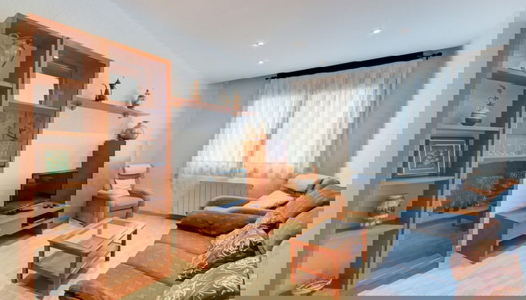 Foto 1 - Apartment With Scenic View